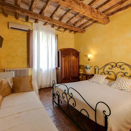 Pensjonat La Vecchia Stazione 3*