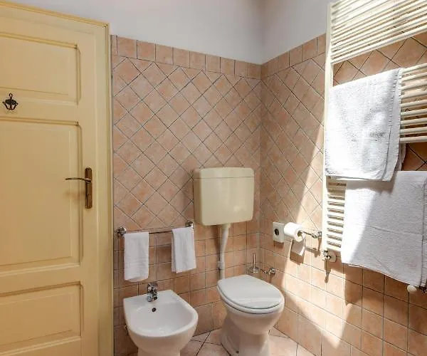 ゲストハウス La Vecchia Stazione 3*
